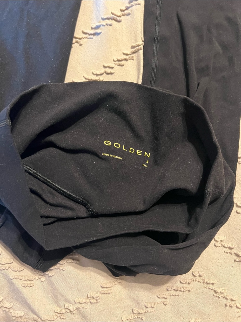 Aritiza black golden leggings - Picture 2 of 2